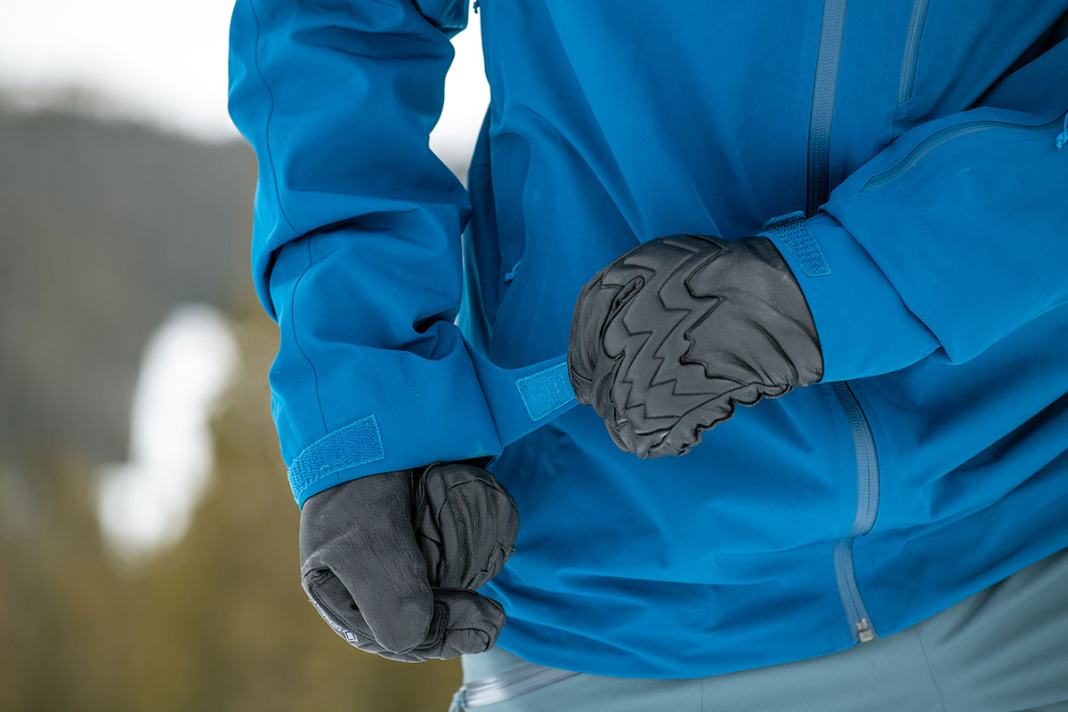 Patagonia Powder Bowl ski jacket (Velcro cuffs)